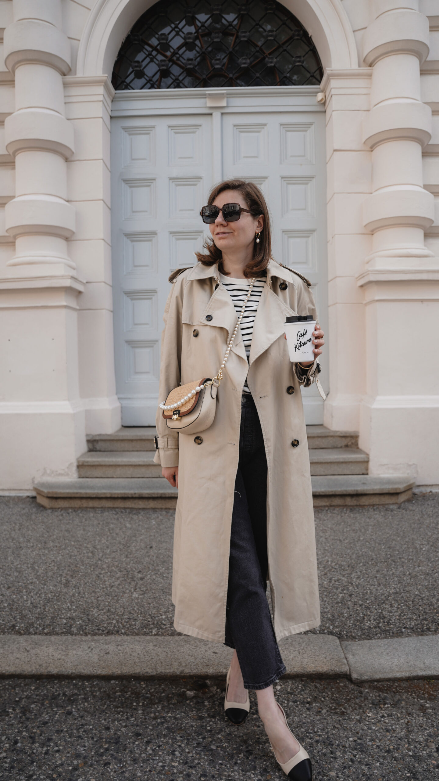 Layering outfit wechselhafter frühling, trenchcoat