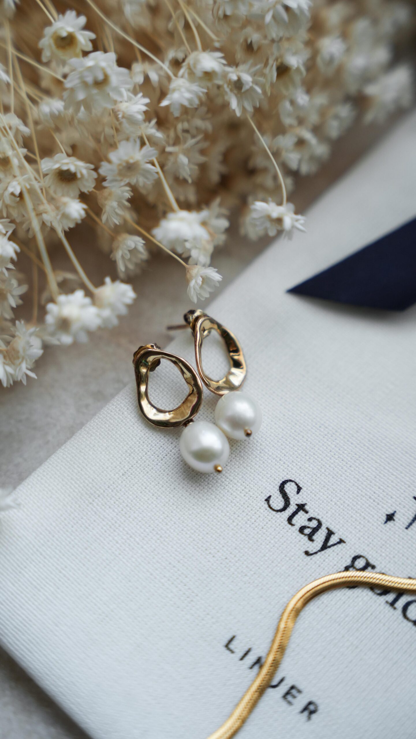 linjer pearl earrings